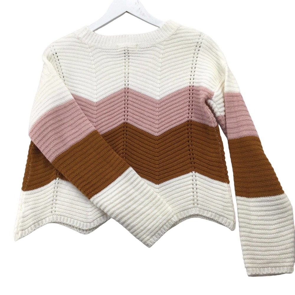 FULL CIRCLE TRENDS Womens Striped Zigzag Sweater Size Medium - Picture 3 of 12